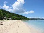 Beachfront bungalows - a pity there was no air conditioning!